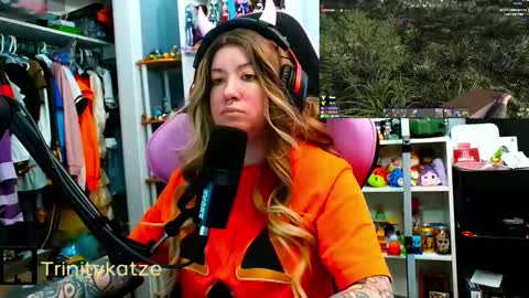 Trin Kat pet online show from March 23, 5:28 pm