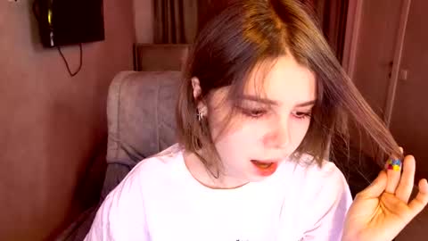 tripleprinces online show from November 25, 5:24 pm