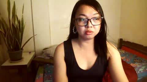 Snapshot of trishakera chatting on January 27, 4:43 pm trisha online show from January 27, 4:43 pm