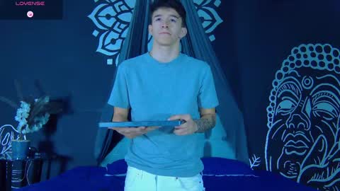 trisstan_kane online show from June 5, 12:00 pm