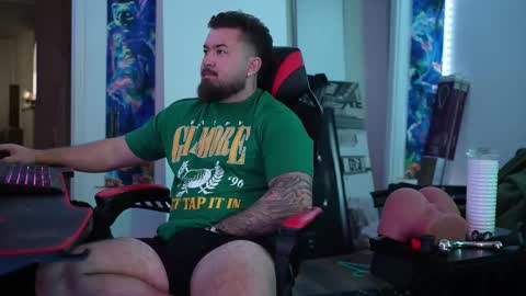 Snapshot of tristanhardwood chatting on February 4, 11:42 pm tristanhardwood online show from February 4, 11:42 pm