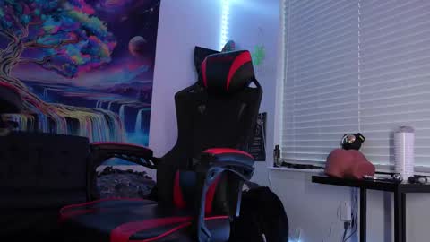 Snapshot of tristanhardwood chatting on February 15, 11:12 pm tristanhardwood online show from February 15, 11:12 pm