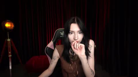 trix_void online show from October 16, 9:10 am