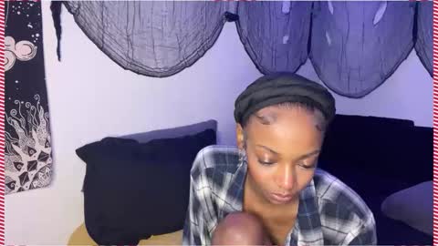 trixie_luv online show from December 14, 2:11 pm