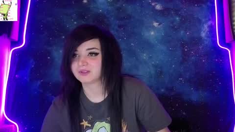 Snapshot of trixiedoescamcam chatting on May 22, 9:20 pm trixiedoescamcam online show from May 22, 9:20 pm