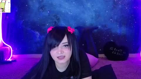 Snapshot of trixiedoescamcam chatting on June 2, 5:15 pm trixiedoescamcam online show from June 2, 5:15 pm