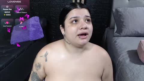 trixxiee_ online show from October 10, 10:14 am