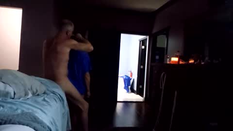 Snapshot of trojanswingers chatting on November 10, 11:04 pm trojanswingers online show from November 10, 11:04 pm