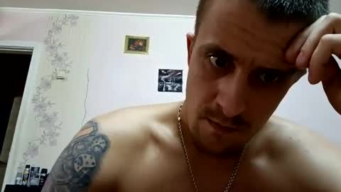 Adidas online show from November 8, 9:35 pm