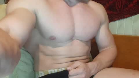 Troncq online show from December 28, 6:18 pm