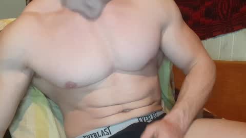 Troncq online show from January 5, 3:13 pm