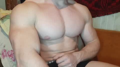 Troncq online show from February 6, 6:35 pm