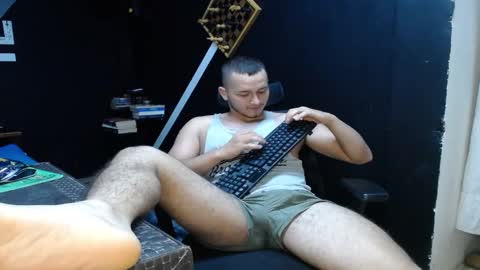 Snapshot of troy_6969 chatting on November 3, 6:53 pm Alan David online show from November 3, 6:53 pm