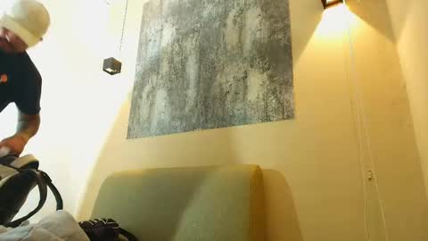 Troy online show from April 21, 2:04 am