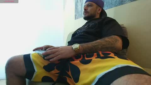 Troy online show from April 29, 3:54 am