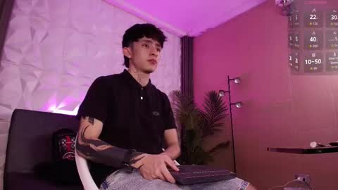 Troy online show from December 1, 7:30 pm