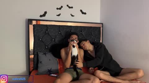 troye_lex online show from November 9, 9:13 pm