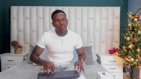 Troy Khalil online show from December 23, 8:03 pm