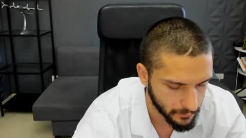 TroyWade online show from June 26, 4:17 am