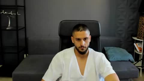 TroyWade online show from June 28, 4:18 am