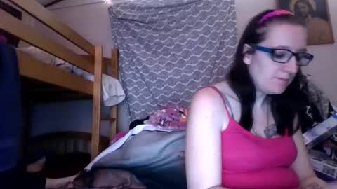 TruckersWifeToBe online show from December 10, 4:24 am