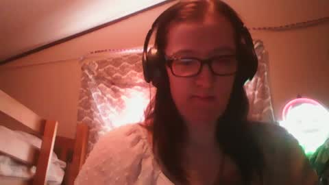 TruckersWifeToBe online show from February 4, 4:08 pm