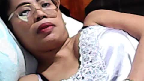 emily online show from November 9, 1:04 am