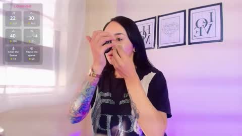   online show from October 22, 12:49 pm