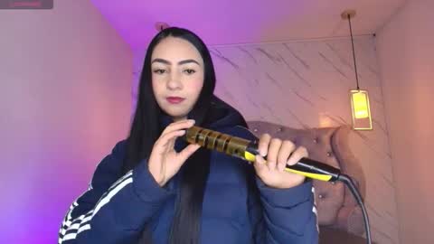   online show from November 8, 1:11 pm