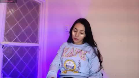   online show from November 11, 12:27 pm