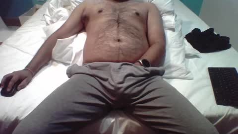 trvling_paul online show from December 14, 11:39 am