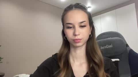 tryme_muse online show from December 20, 5:20 pm