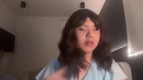 AAliyah online show from June 7, 11:08 pm