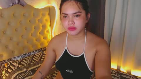 Snapshot of ts_coleen19 chatting on November 6, 7:37 pm Your baby online show from November 6, 7:37 pm