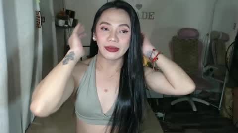 Jade online show from May 31, 9:05 pm