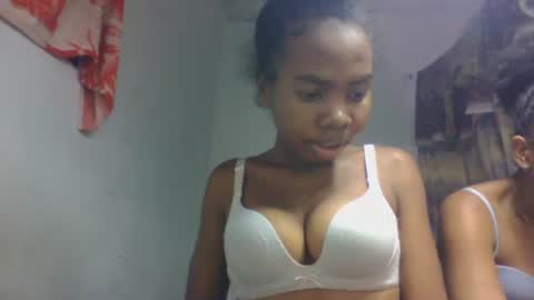 tsaralaza online show from October 8, 9:23 pm