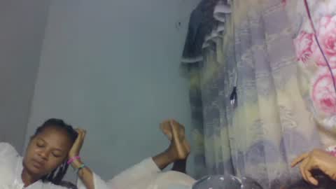 tsaralaza online show from October 18, 6:19 pm