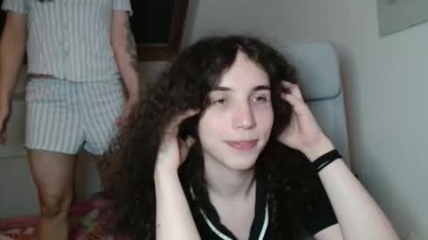 Snapshot of tsbubbles760 chatting on October 19, 9:48 pm TSBubbles online show from October 19, 9:48 pm