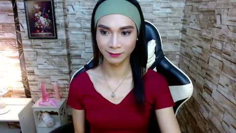 Snapshot of tscumbitch chatting on February 3, 6:07 pm Tina online show from February 3, 6:07 pm