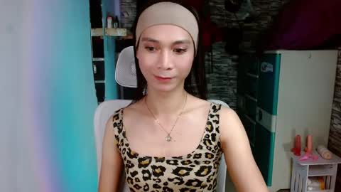 Snapshot of tscumbitch chatting on September 16, 2:07 pm Tina online show from September 16, 2:07 pm