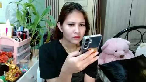 Snapshot of tsempress chatting on December 1, 3:06 pm SHENA online show from December 1, 3:06 pm