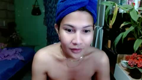 Snapshot of tsempress chatting on February 4, 10:26 pm SHENA online show from February 4, 10:26 pm