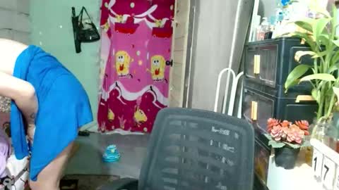 Snapshot of tsempress chatting on February 18, 8:49 pm SHENA online show from February 18, 8:49 pm