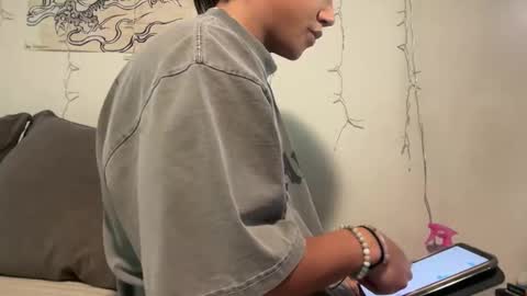 tsj777 online show from April 1, 10:51 pm