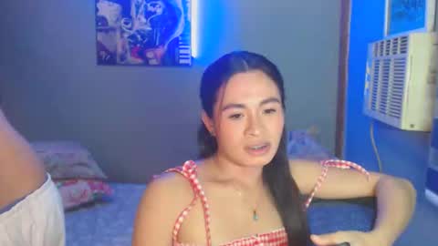 KATH DONT FORGET TO FOLLOW ME online show from April 25, 5:32 pm