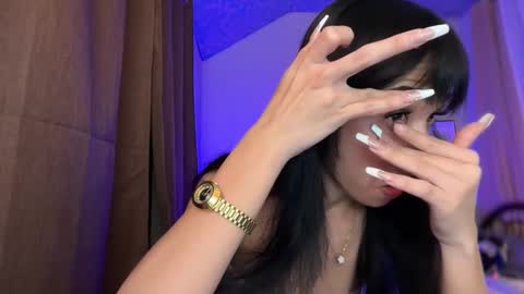 kendall online show from January 7, 12:40 pm