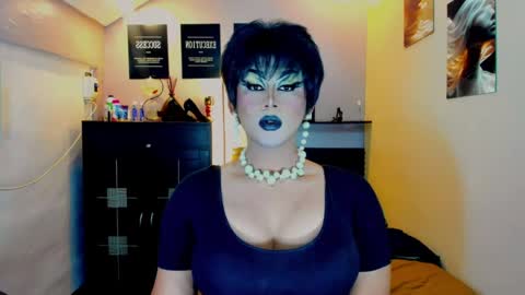 Nicoleeee online show from May 3, 8:04 pm