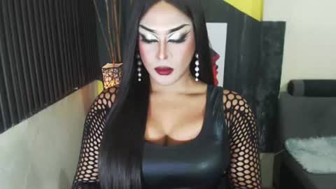Nicoleeee online show from July 15, 9:09 pm