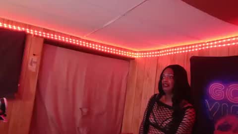 Snapshot of tsnitra chatting on January 2, 9:28 pm TsNitra online show from January 2, 9:28 pm