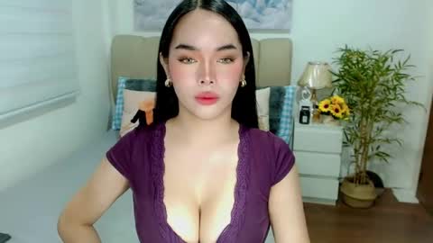 Graciella online show from January 15, 11:15 am